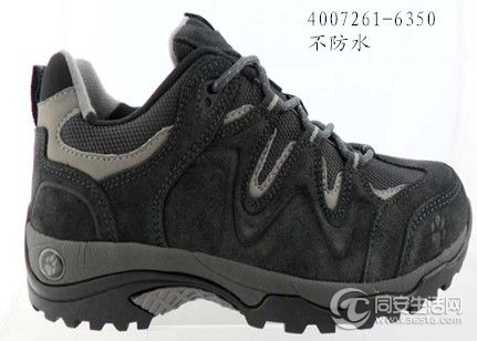 151828uaa6921zoaqwwom6.jpg