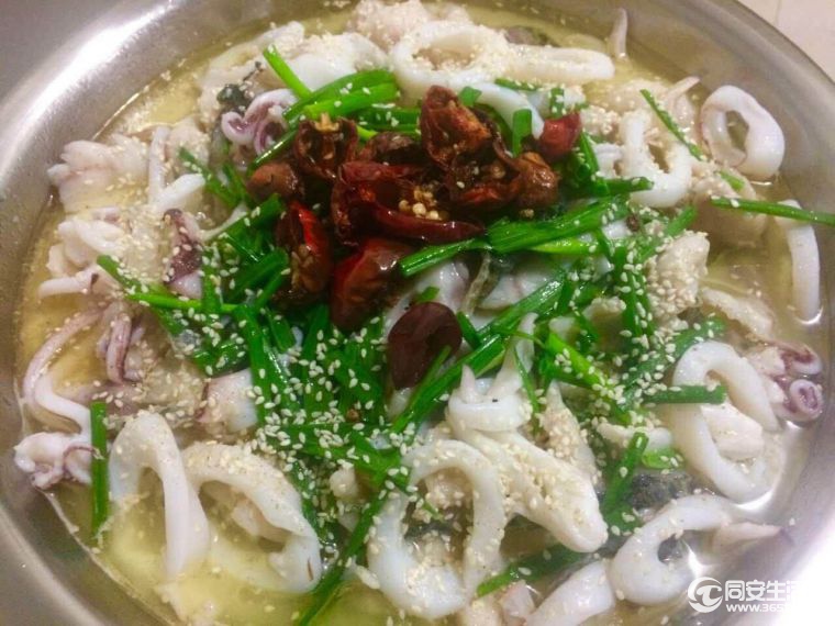 如何煮水煮酸菜鱼 114705jsnij9aohobasigs.jpg