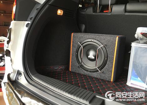 本田XRV汽车音响改装丹拿音响,厦门音乐驿站汽车音响 .高清图片