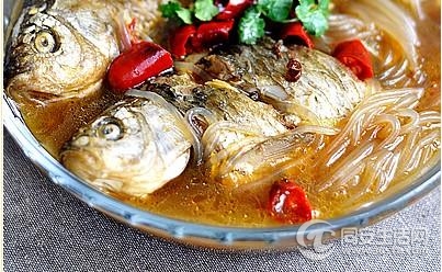 解馋农家菜——鲫鱼炖粉条